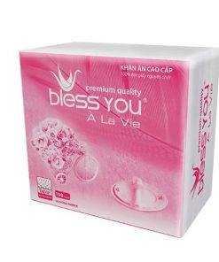 Khăn giấy vuông Bless you loại 100 tờ, kt 33 x 33cm. Hàng có sẵn. Khăn giấy ăn cao cấp được sản xuất trên dây chuyền công nghệ hiện đại và nguyên liệu cao cấp tự nhiên dai và thấm hút tốt, hoàn toàn không chứa hóa chất độc hại.