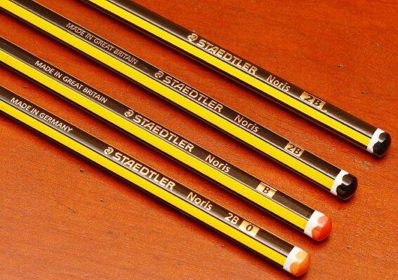Những câu hỏi về bút chì Những câu hỏi về bút chì
