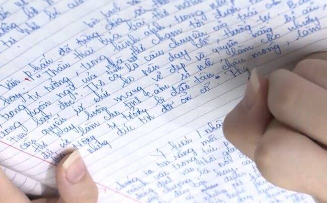 Đi thi nên viết bút màu gì, những màu gì không được chấp nhận?