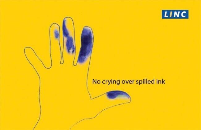 bút bi bị chảy mực dây ra tay