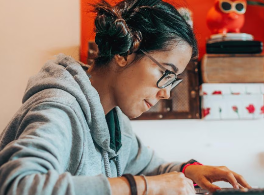 Are You Looking to Improve Your English Day by Day?