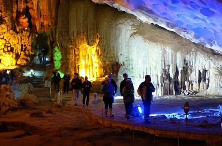 Discover the magic of Ha Long Bay and Beyond