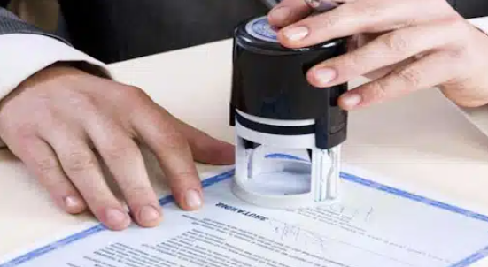 Sơn Ca nhận khắc dấu theo yêu cầu khách hàng tại Bình Thạnh TPHCM